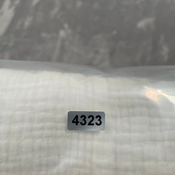 Xirena Top Small White Gauzy Lightweight Coastal Peasant Boho Vacation Resort - Picture 8 of 8